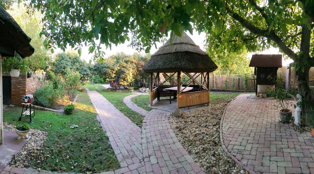 Natura Vendeghaz Pazmand Екстер'єр фото